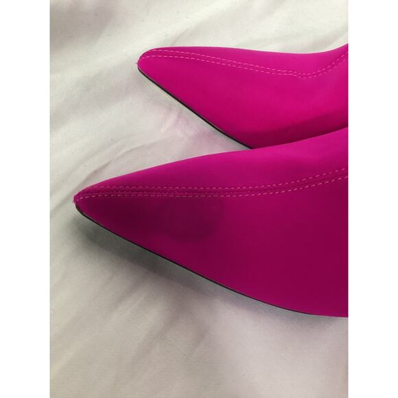 Tony Bianco 'Kitana' Heeled Bootie Pink Size 8 - Picture 2 of 6